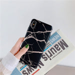 Luxury Gold Strip Crack Marble Holder Case For iPhone